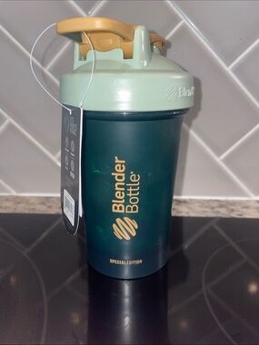BlenderBottle Special Edition Dark Teal and Mint Shaker Bottle